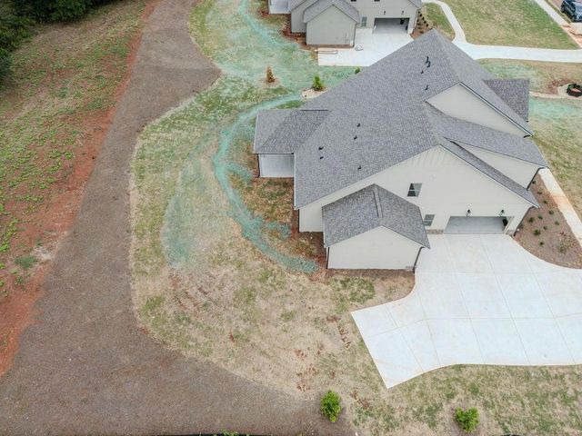 388 Races Road, Hoschton, GA 30548