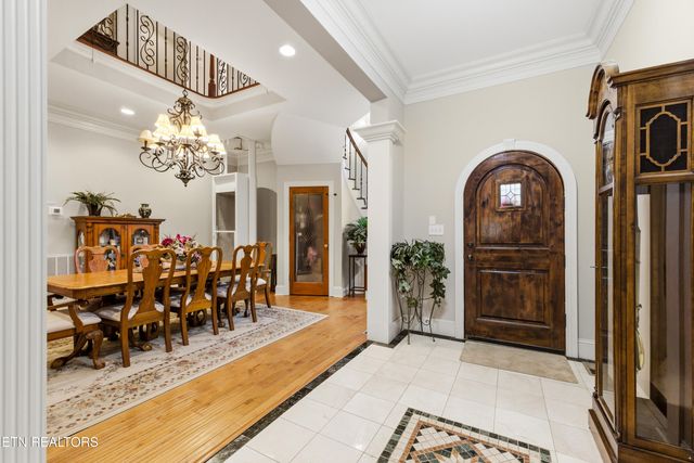 1818 Calgary Falls Lane, Knoxville, TN 37931