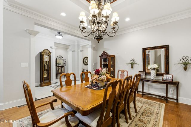 1818 Calgary Falls Lane, Knoxville, TN 37931