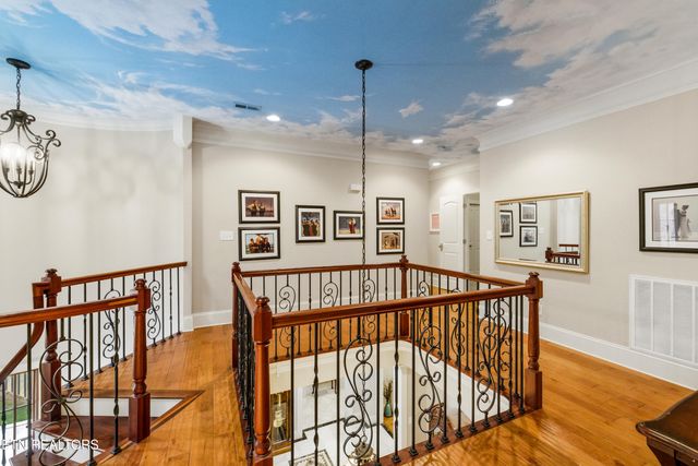 1818 Calgary Falls Lane, Knoxville, TN 37931