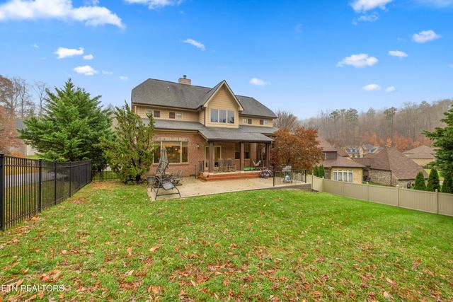 1818 Calgary Falls Lane, Knoxville, TN 37931