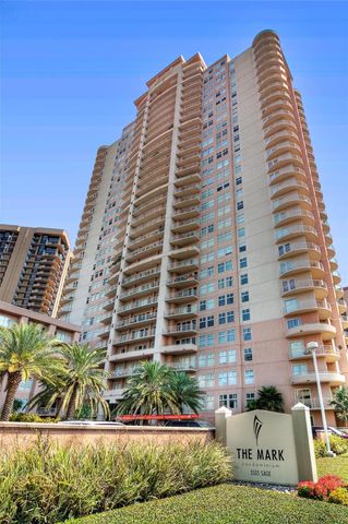3505 Sage Road 207, Houston, TX 77056