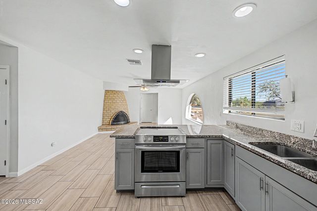 1260 W Morning View Drive, Tucson, AZ 85704