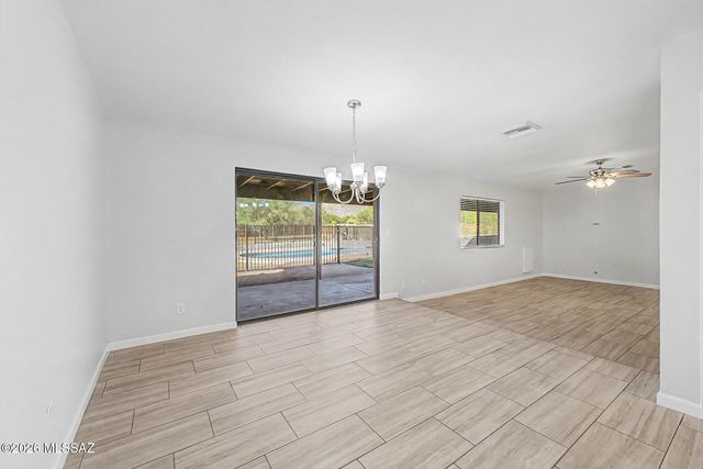 1260 W Morning View Drive, Tucson, AZ 85704