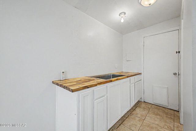 1260 W Morning View Drive, Tucson, AZ 85704