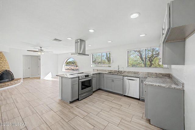 1260 W Morning View Drive, Tucson, AZ 85704