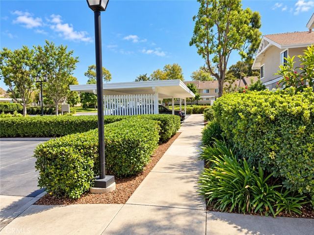 171 Tarocco, Irvine, CA 92618