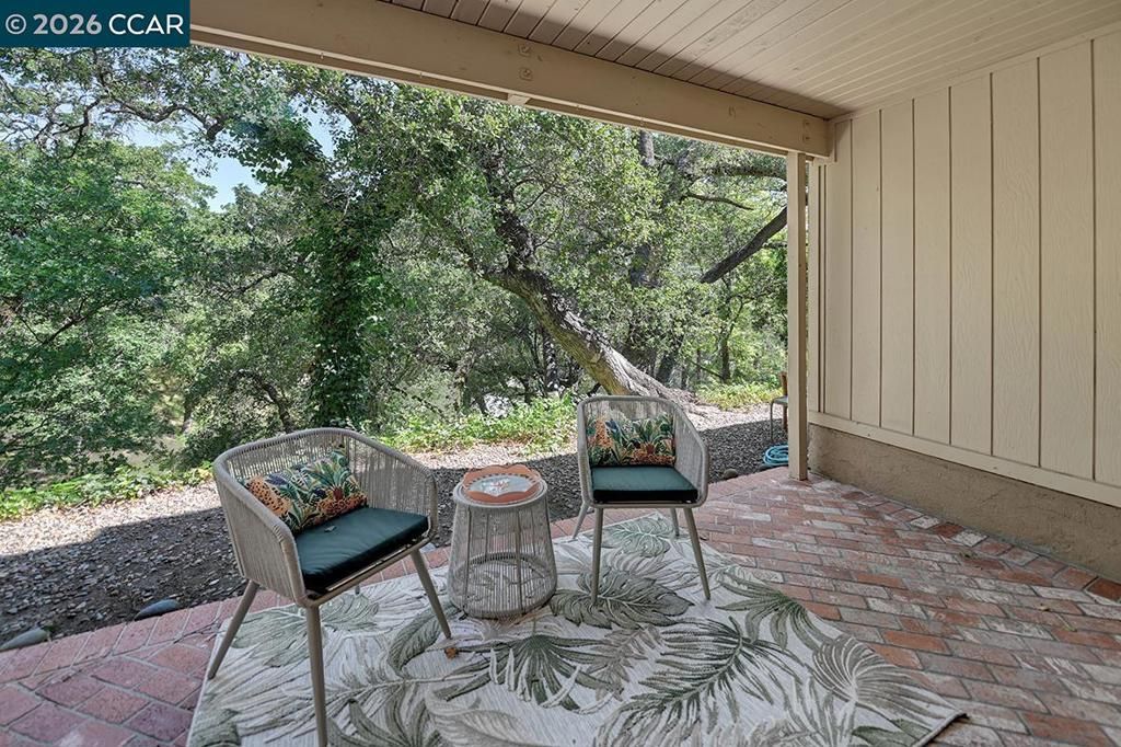 Image 17 of property listing at 1332 Running Springs Rd 2, Walnut Creek, CA 94595