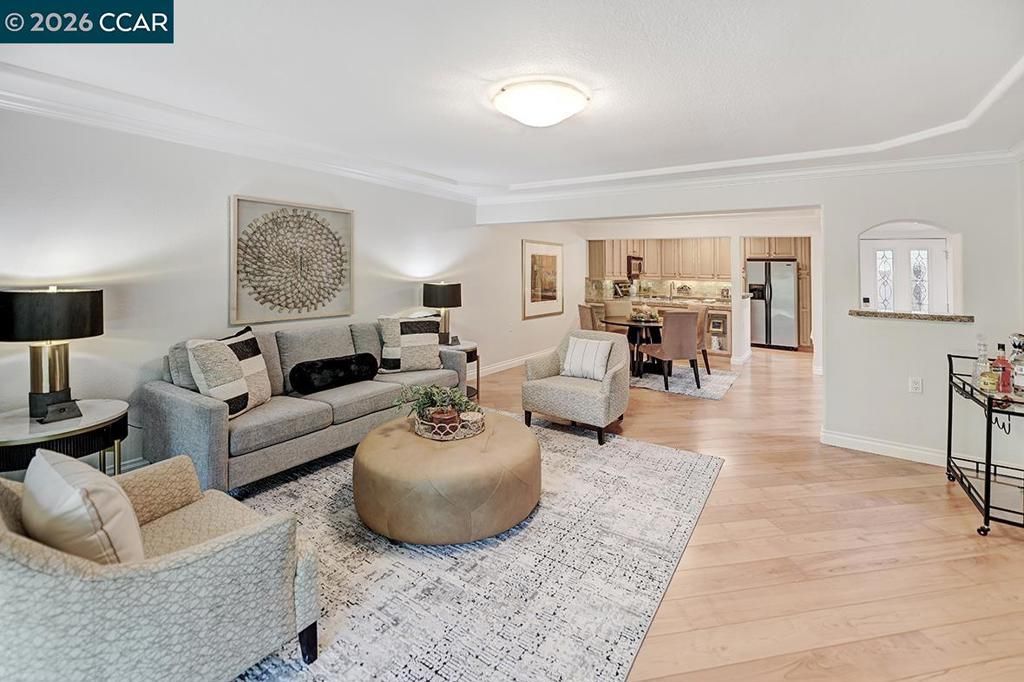 Image 26 of property listing at 1332 Running Springs Rd 2, Walnut Creek, CA 94595