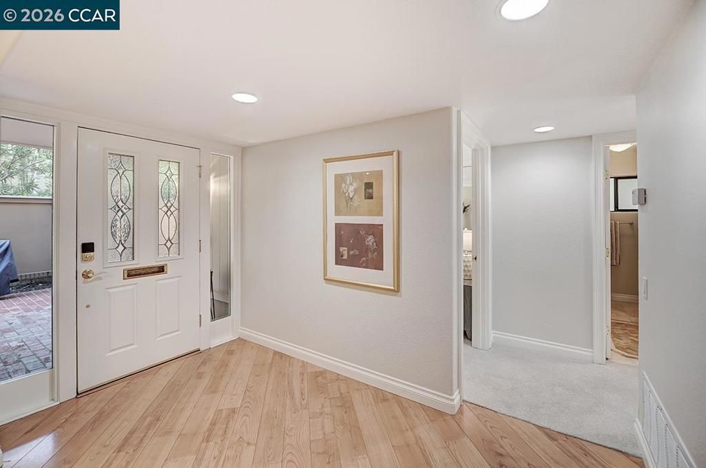 Image 29 of property listing at 1332 Running Springs Rd 2, Walnut Creek, CA 94595