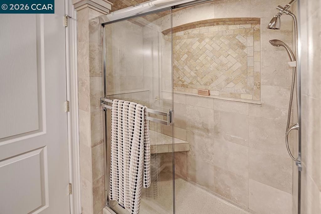 Image 36 of property listing at 1332 Running Springs Rd 2, Walnut Creek, CA 94595
