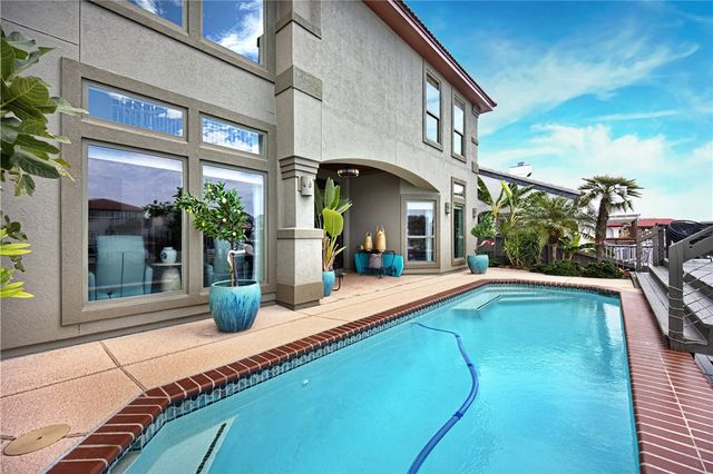 13525 Ducat Ct, Corpus Christi, TX 78418