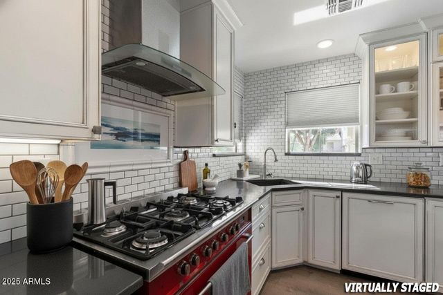 1312 E CLIFTON Avenue, Gilbert, AZ 85295