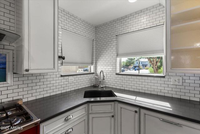 1312 E CLIFTON Avenue, Gilbert, AZ 85295