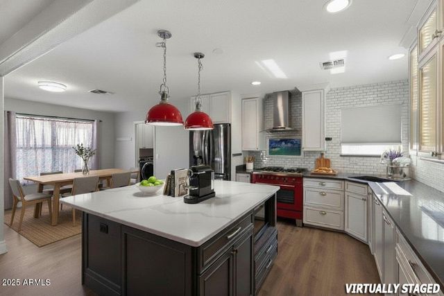 1312 E CLIFTON Avenue, Gilbert, AZ 85295