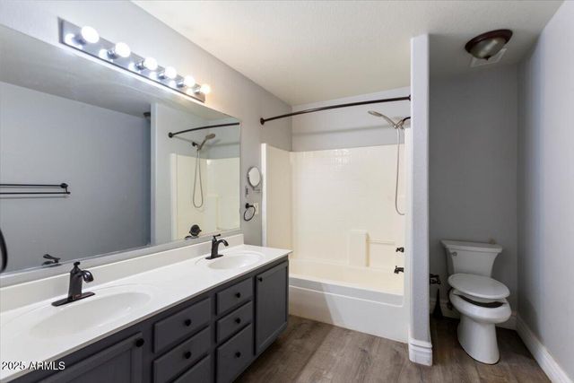 1312 E CLIFTON Avenue, Gilbert, AZ 85295