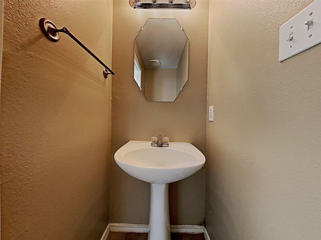 503 Pine Cluster Court, Conroe, TX 77301