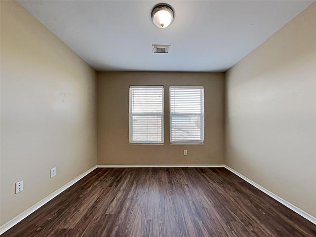 503 Pine Cluster Court, Conroe, TX 77301