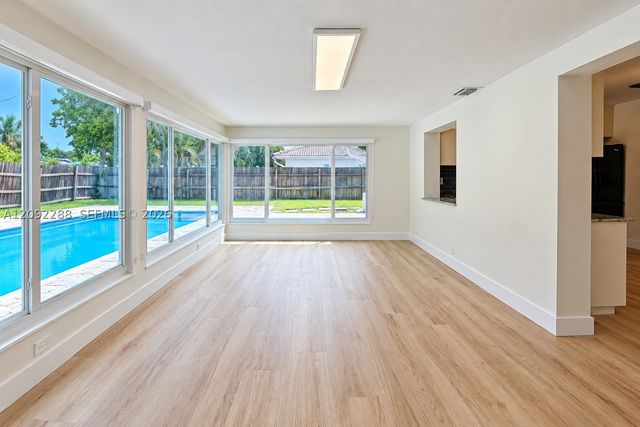 3700 NW 2nd Ct 1, Boca Raton, FL 33431