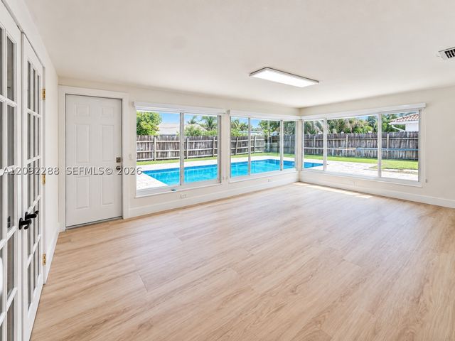 3700 NW 2nd Ct 1, Boca Raton, FL 33431