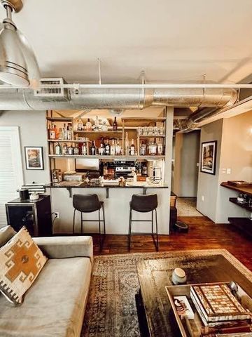 700 Church St Apt 908, Nashville, TN 37203