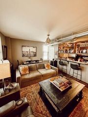 700 Church St Apt 908, Nashville, TN 37203