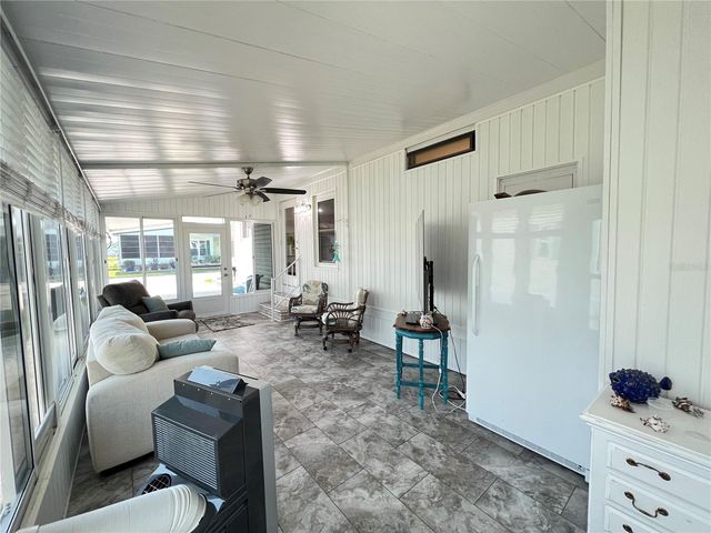 2038 MAUI DRIVE, Holiday, FL 34691
