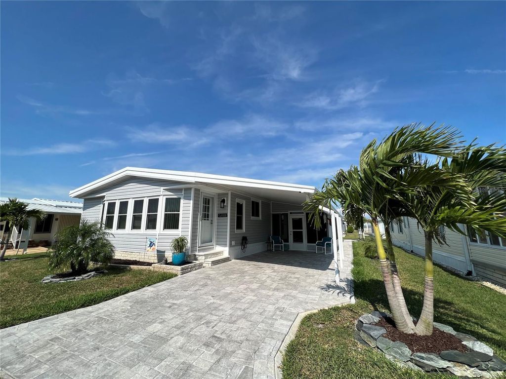 2038 MAUI DRIVE, Holiday, FL 34691