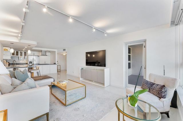 1620 S Ocean Blvd 3J, Lauderdale By The Sea, FL 33062