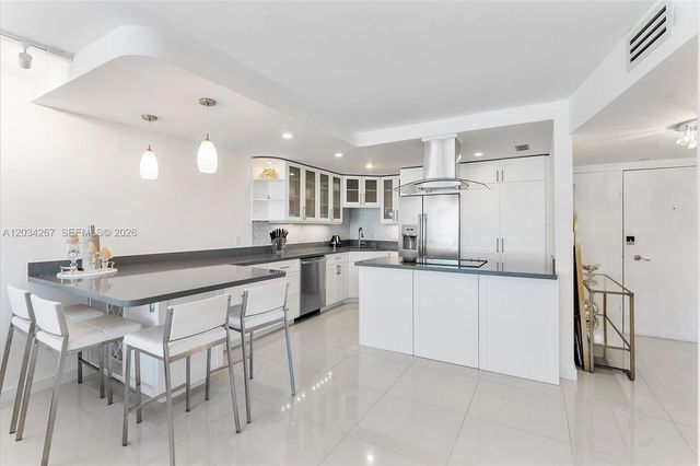 1620 S Ocean Blvd 3J, Lauderdale By The Sea, FL 33062