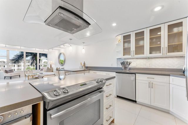 1620 S Ocean Blvd 3J, Lauderdale By The Sea, FL 33062