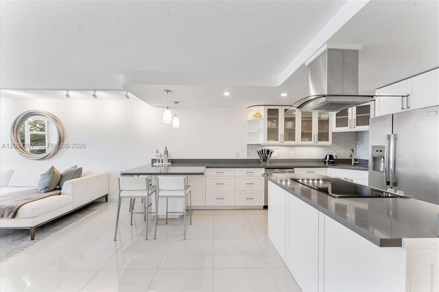 1620 S Ocean Blvd 3J, Lauderdale By The Sea, FL 33062