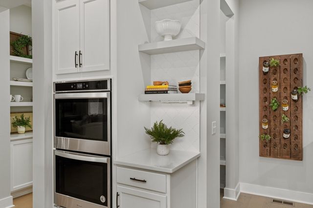 105 Cedarstone Dr, Mount Juliet, TN 37122