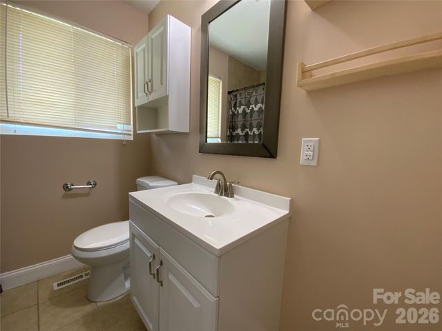 325 Glenwood Drive, Mooresville, NC 28115