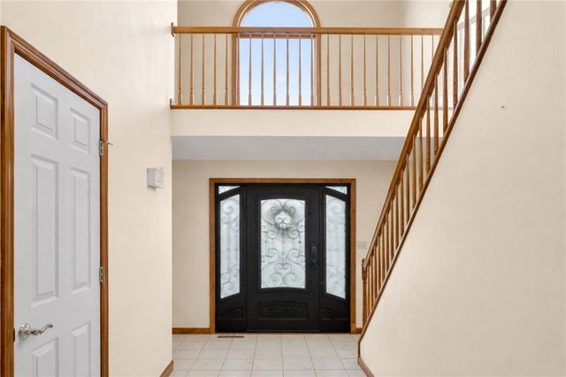 814 Cleardale Dr, Hempfield Twp, PA 15601