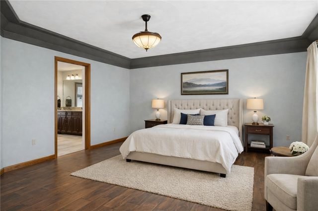 814 Cleardale Dr, Hempfield Twp, PA 15601