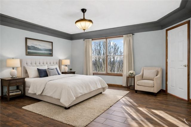 814 Cleardale Dr, Hempfield Twp, PA 15601