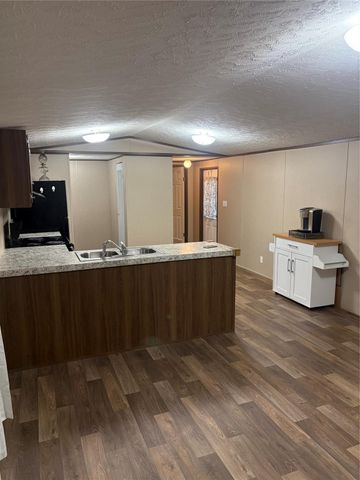 1311 Big Hawg Drive, Trinity, TX 75862