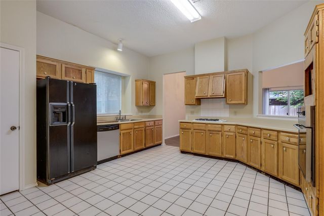 12610 Dove Valley TRL, Austin, TX 78729