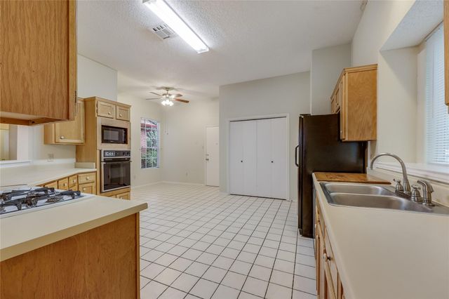 12610 Dove Valley TRL, Austin, TX 78729