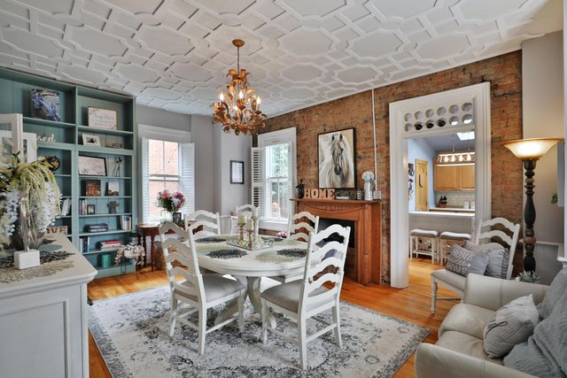 31 E Blenkner Street, Columbus, OH 43215