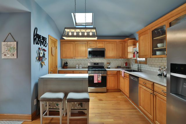 31 E Blenkner Street, Columbus, OH 43215