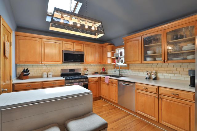 31 E Blenkner Street, Columbus, OH 43215