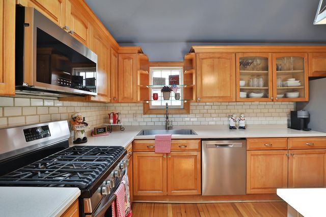 31 E Blenkner Street, Columbus, OH 43215