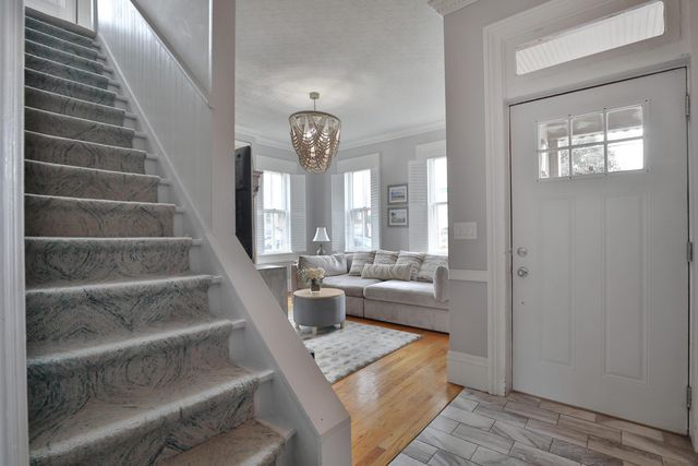 31 E Blenkner Street, Columbus, OH 43215