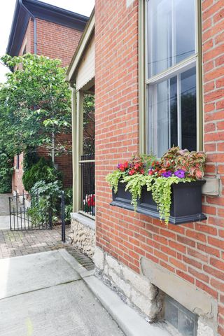 31 E Blenkner Street, Columbus, OH 43215