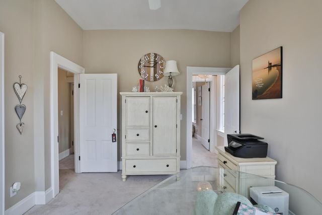 31 E Blenkner Street, Columbus, OH 43215