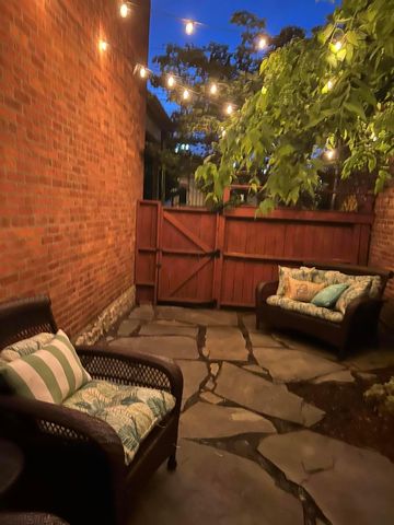 31 E Blenkner Street, Columbus, OH 43215