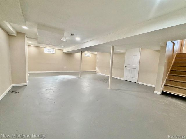 22111 Gardner Street, Oak Park, MI 48237