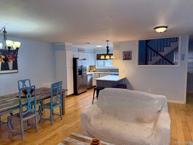 129 Nassau Lane, Island Park, NY 11558